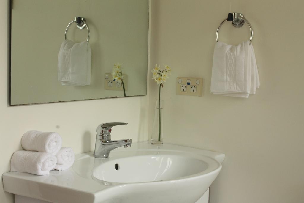 Tahuna Hills Guesthouse Нелсън Екстериор снимка